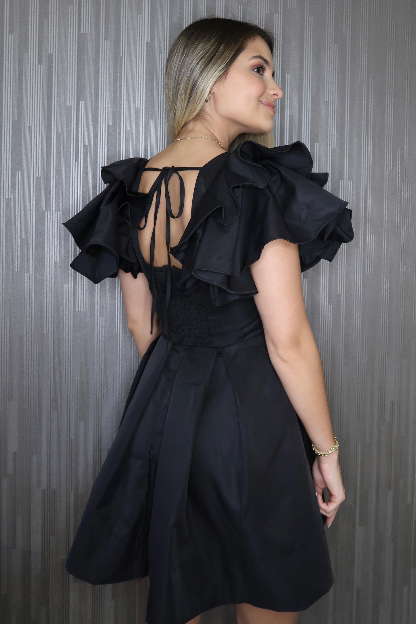 BLACK DRESS