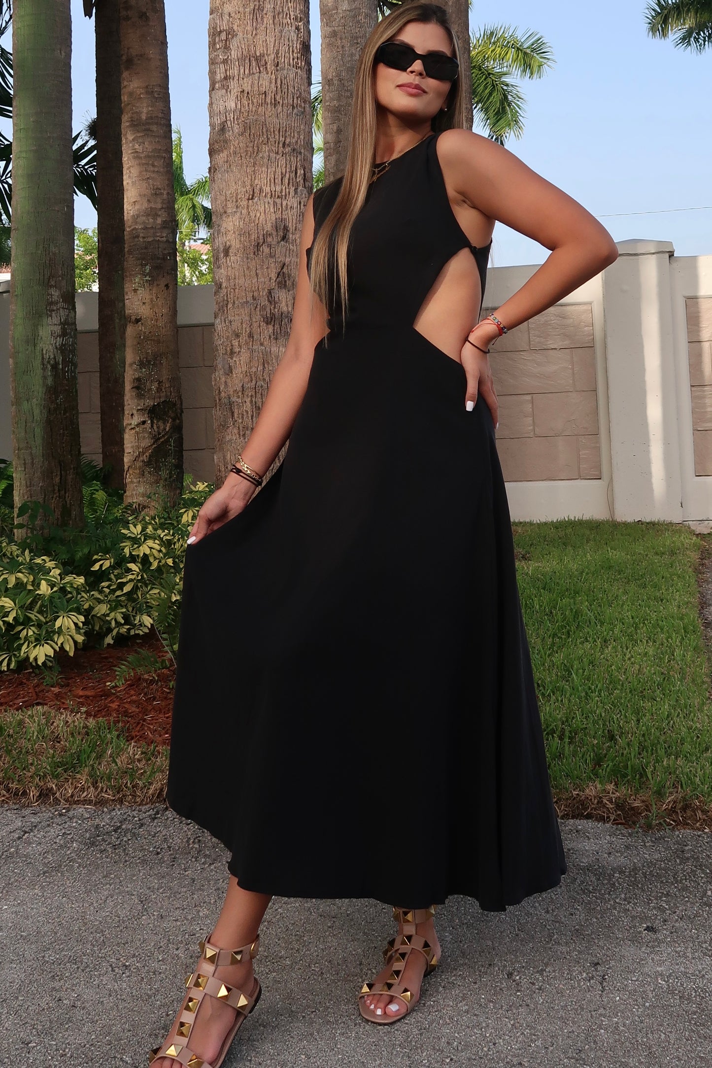 SOFIA MAXI DRESS